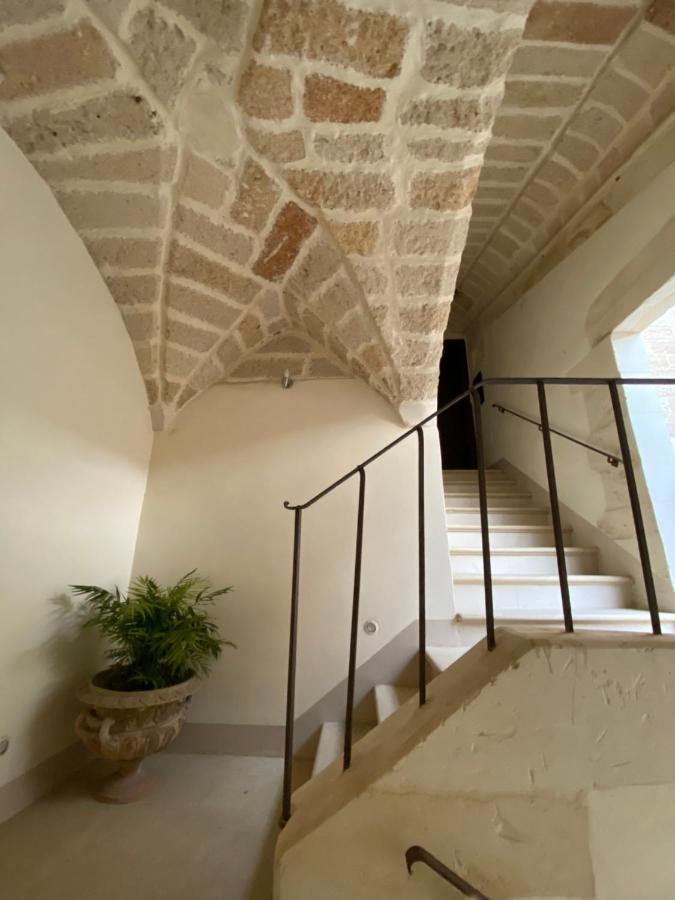 Palazzo De Carlo E Il Parco Dei 7 Pozzi Bed & Breakfast Lecce Luaran gambar