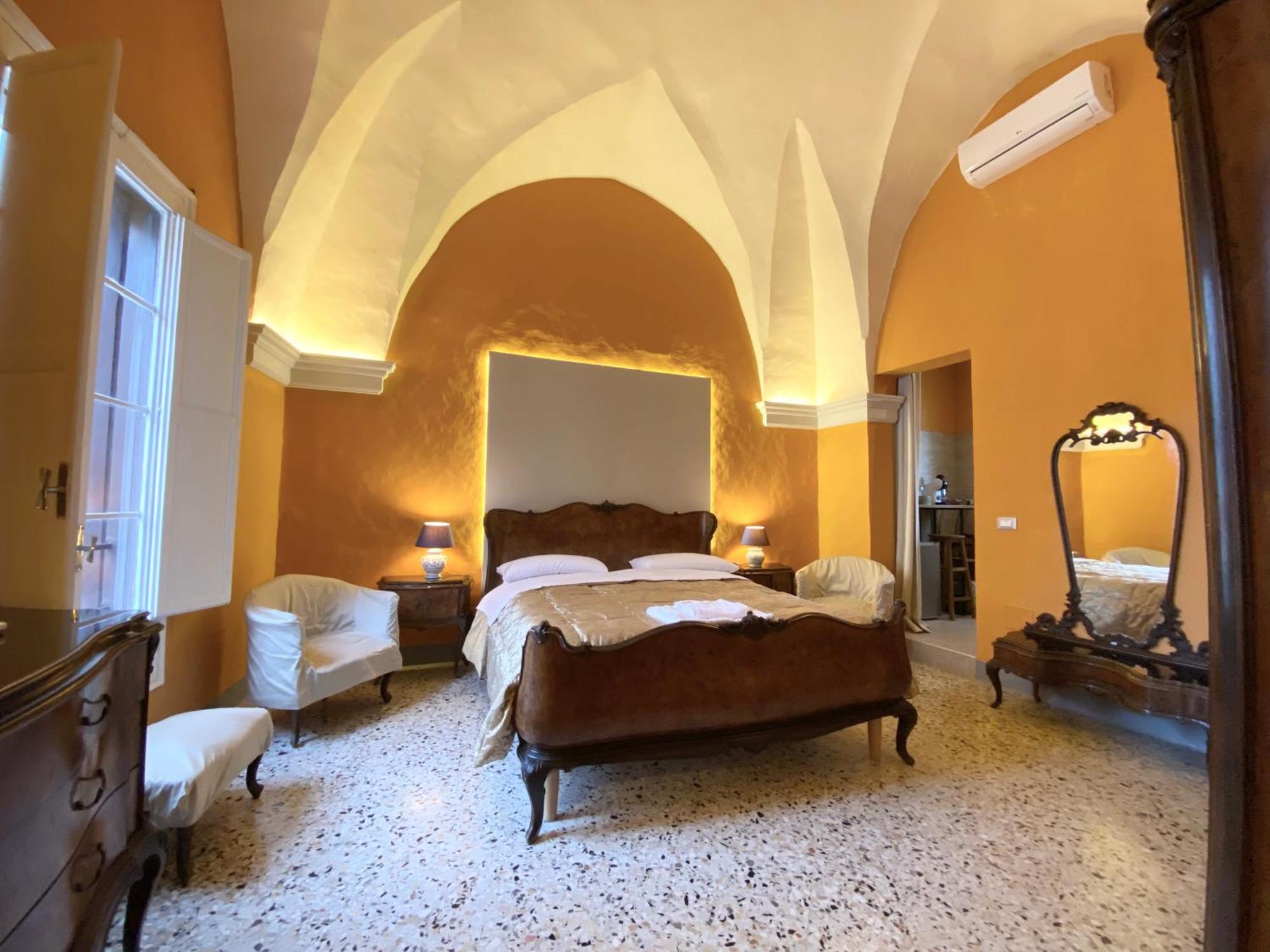 Palazzo De Carlo E Il Parco Dei 7 Pozzi Bed & Breakfast Lecce Luaran gambar